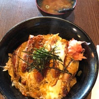 Photo taken at Yatai Korean &amp;amp; Japanese Cuisine by Pavel 🇷🇺 K. on 11/27/2017