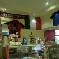 12/22/2012 tarihinde Dino T.ziyaretçi tarafından Romagna Mia - Kuchnia Włoska i Pizzeria'de çekilen fotoğraf