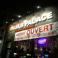 Снимок сделан в Punjab Palace пользователем ALEXANDRE P. 12/14/2012