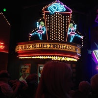 12/7/2013 tarihinde Sue R.ziyaretçi tarafından Palm Springs Follies'de çekilen fotoğraf