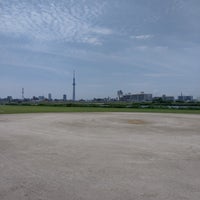 Photo taken at 荒川河川敷堀切橋少年野球場 by K S. on 6/8/2023
