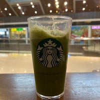 Photo taken at Starbucks by Renz P. on 7/2/2022