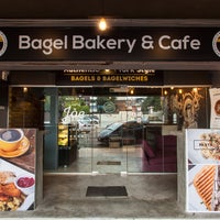 1/9/2015 tarihinde BROOKLYNB Bagel Bakery &amp;amp; Cafeziyaretçi tarafından BROOKLYNB Bagel Bakery &amp;amp; Cafe'de çekilen fotoğraf
