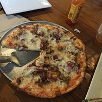 Das Foto wurde bei Bagby Pizza Co. von PJ W. am 11/28/2015 aufgenommen