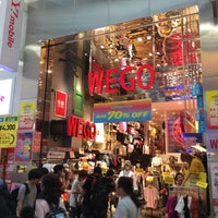 Wego 心斎橋2号店 Clothing Store In 心斎橋