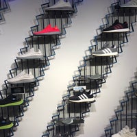 Adidas Originals Shop Sporting Goods Shop In 江東区 Adidas Originals Shop Sporting Goods Shop In 江東区