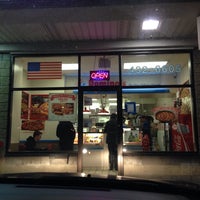 11/25/2013にKatlyn O.がDomino&#39;s Pizzaで撮った写真