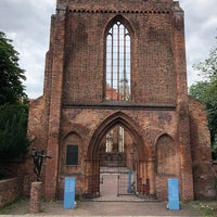 Photo taken at Ruine der Franziskaner-Klosterkirche by Kornelia K. on 7/24/2021