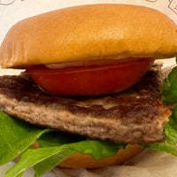 Photo taken at MOS Burger by ＰＰ on 1/3/2023
