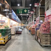 Photo taken at Makro by Pongtorn S. on 3/22/2021