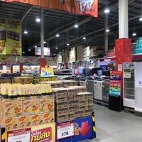 Photo taken at Makro by Pongtorn S. on 10/7/2020
