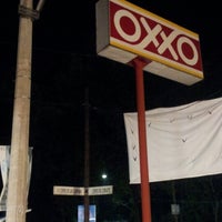 Photo taken at Oxxo by Mauricio G. on 9/18/2012