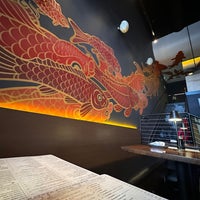 Foto scattata a Shari Sushi Lounge da Scott R. il 10/10/2022