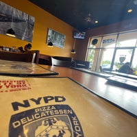 8/27/2022 tarihinde Scott R.ziyaretçi tarafından NYPD Pizza'de çekilen fotoğraf