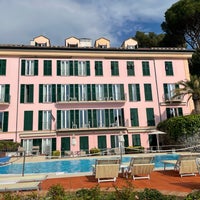 Das Foto wurde bei Hotel Cenobio Dei Dogi von Nihal A. am 5/2/2022 aufgenommen