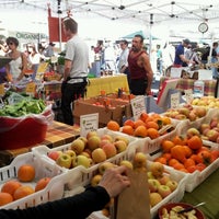 Photo taken at Ferry Plaza Farmers Market by Arthur♡♡♡ on 10/27/2012