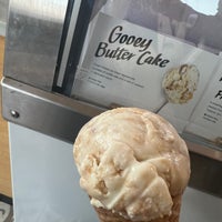 Photo taken at Jeni&amp;#39;s Splendid Ice Creams by Mandy ✨. on 1/15/2024