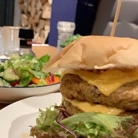 Foto diambil di Restaurant Kukeleku oleh Mohammed pada 11/2/2019