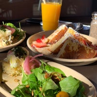 Photo taken at Snooze, an A.M. Eatery by z on 1/18/2020