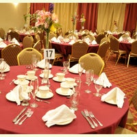 Das Foto wurde bei Tropical Paradise Ballroom, Banquet Hall &amp;amp; Catering von Tropical Paradise Ballroom, Banquet Hall &amp;amp; Catering am 8/1/2014 aufgenommen