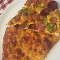 4/3/2016 tarihinde Ezgi Y.ziyaretçi tarafından Fratelli Duri Pizzeria, Pera'de çekilen fotoğraf