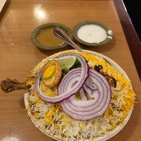 Das Foto wurde bei Godavari Indian Restaurant - Woburn von Intrepid T. am 5/31/2021 aufgenommen