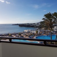 Das Foto wurde bei Sandos Papagayo Beach Resort Lanzarote von paul m. am 2/15/2018 aufgenommen