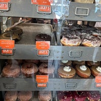 Photo taken at 49th Parallel &amp;amp; Lucky&amp;#39;s Doughnuts by Ava L. on 2/26/2023