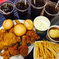 Photo taken at Arnold&#39;s Fried Chicken by Marcus H. on 7/2/2016