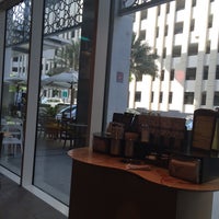 5/14/2015 tarihinde Ala&amp;#39; A.ziyaretçi tarafından Starbucks'de çekilen fotoğraf