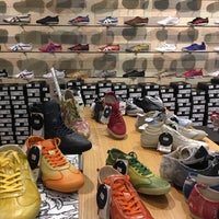 onitsuka tiger ximending