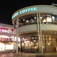 Photo taken at Starbucks Coffee 千里中央店 by Hiro C. on 8/13/2013