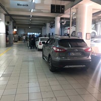 Photo taken at Hyundai/Nissan Dealer by V E Y S E L on 7/6/2018