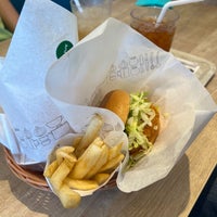 Photo taken at MOS Burger by ごま豆腐 ＊. on 5/27/2023