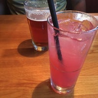 Photo taken at Applebee&amp;#39;s Grill + Bar by Evy A. on 9/12/2016