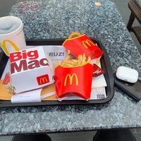 Photo taken at McDonald&amp;#39;s by Resulhan Y. on 3/9/2021