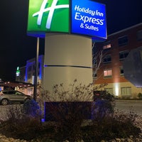 Photo taken at Holiday Inn Express &amp;amp; Suites by Brent F. on 12/7/2021