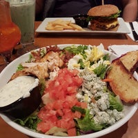 Photo taken at Red Robin Gourmet Burgers and Brews by BeA K. on 7/6/2017