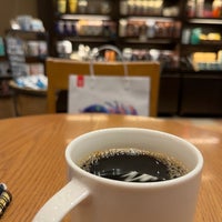 Photo taken at Starbucks by ntkondo on 4/18/2023