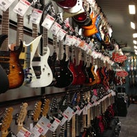 Photo taken at Guitar Center by Michel C. on 12/14/2012