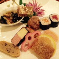 Снимок сделан в Japans Restaurant Shiro пользователем Nicoline M. 12/5/2014