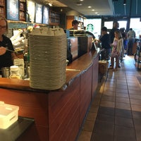 Photo taken at Starbucks by Fit H. on 5/31/2016