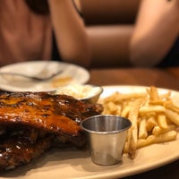 Photo taken at Tony Roma&amp;#39;s Ribs, Seafood, &amp;amp; Steaks by NANA T. on 11/16/2019