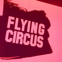 Foto tirada no(a) Flying Circus Pub por Billy P. em 5/28/2017