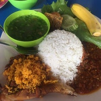 Nasi Ayam Pokok Besar 6 Tips From 328 Visitors