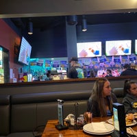 Photo taken at Oggi&amp;#39;s Sports | Brewhouse |Pizza by Derek B. on 1/13/2020