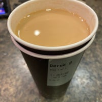 3/9/2020 tarihinde Derek B.ziyaretçi tarafından Peet&amp;#39;s Coffee &amp;amp; Tea'de çekilen fotoğraf