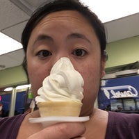 Photo taken at Carvel Ice Cream by Lydia J. on 7/18/2016