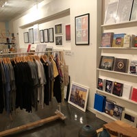 12/20/2017 tarihinde Jonah W.ziyaretçi tarafından Los Angeles County Store'de çekilen fotoğraf
