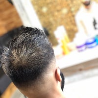 8/22/2020 tarihinde Behrouz J.ziyaretçi tarafından Crown Hair Studio'de çekilen fotoğraf